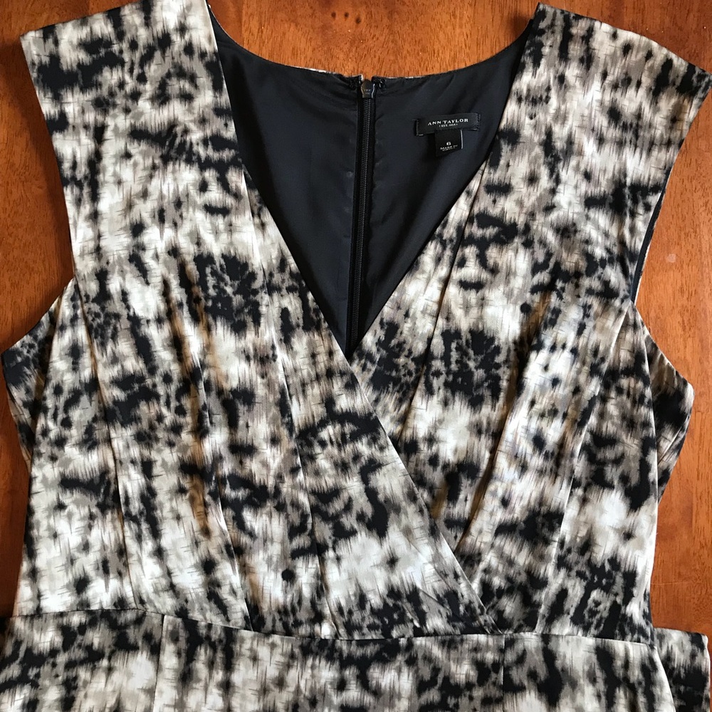 Silk sheath dress with low neckline